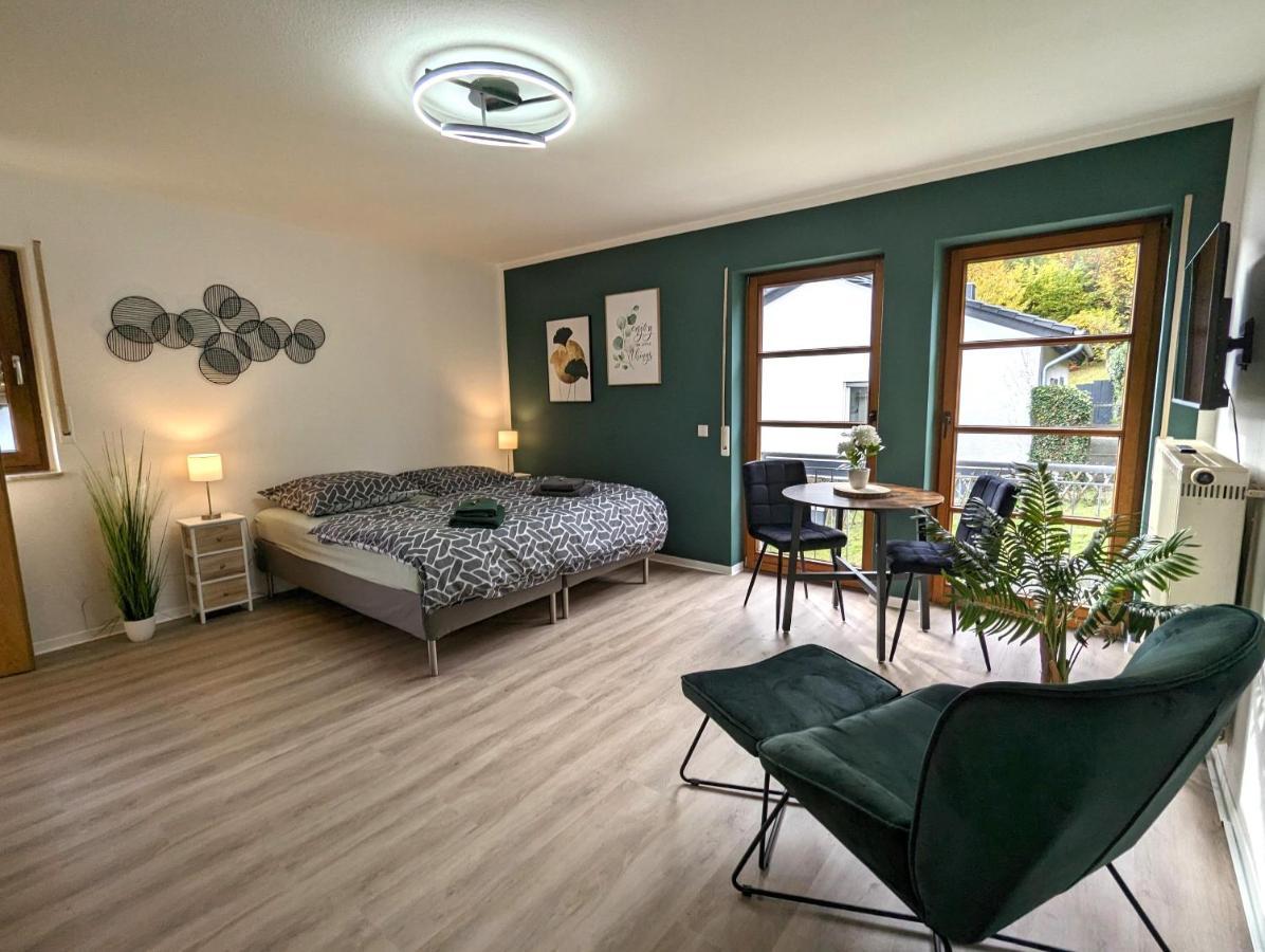 K-Town Green Studio Apartment Kaiserslautern Exteriör bild