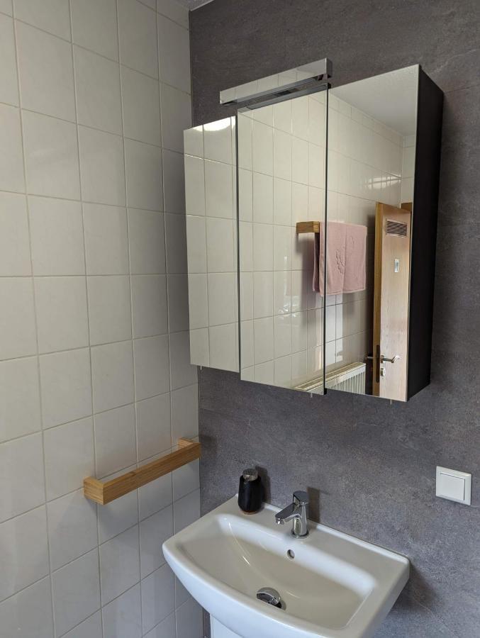 K-Town Green Studio Apartment Kaiserslautern Exteriör bild