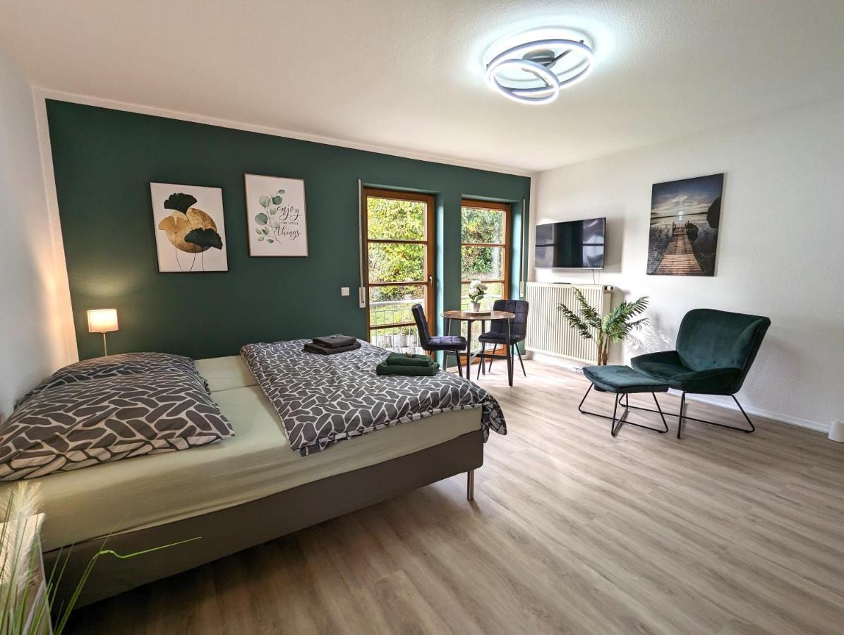 K-Town Green Studio Apartment Kaiserslautern Exteriör bild