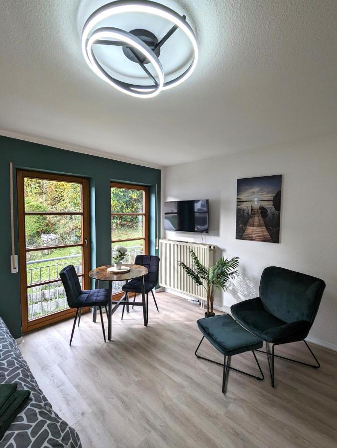 K-Town Green Studio Apartment Kaiserslautern Exteriör bild