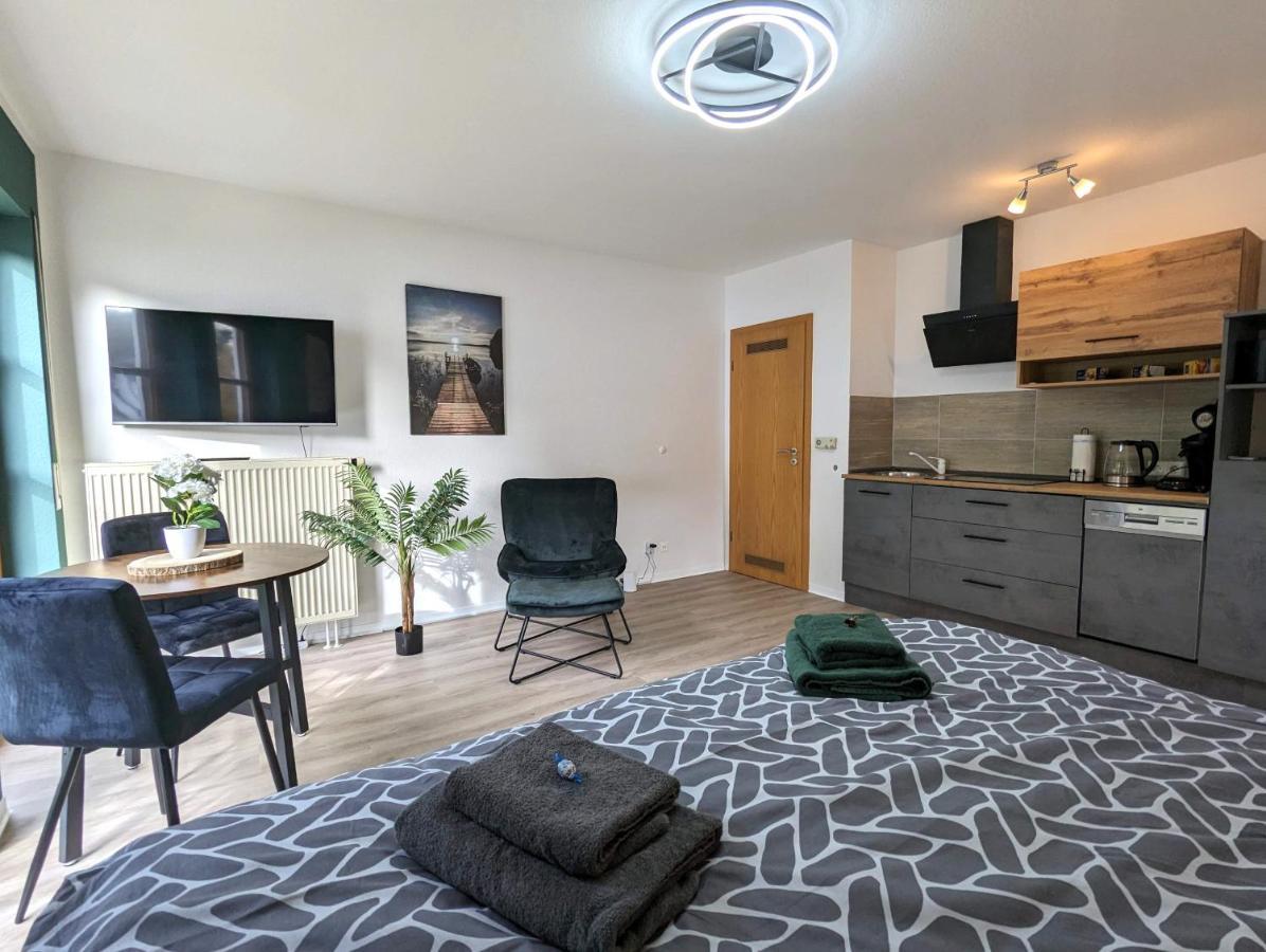 K-Town Green Studio Apartment Kaiserslautern Exteriör bild