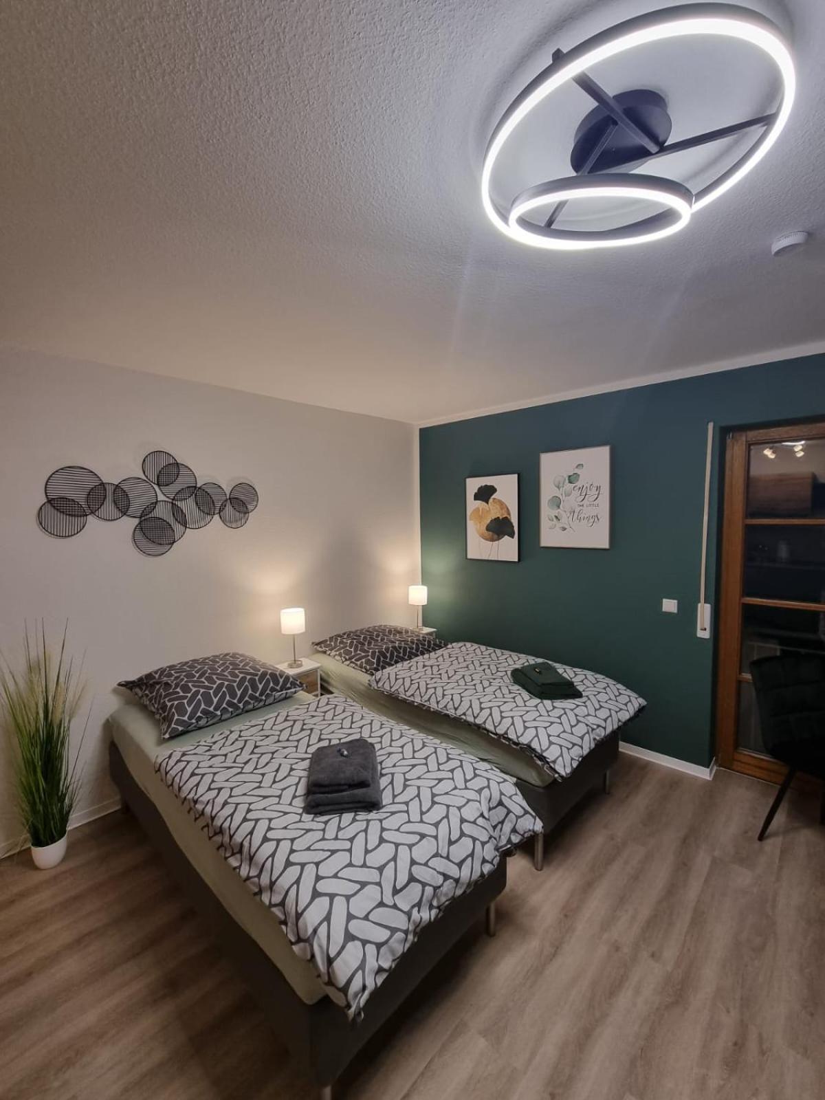 K-Town Green Studio Apartment Kaiserslautern Exteriör bild